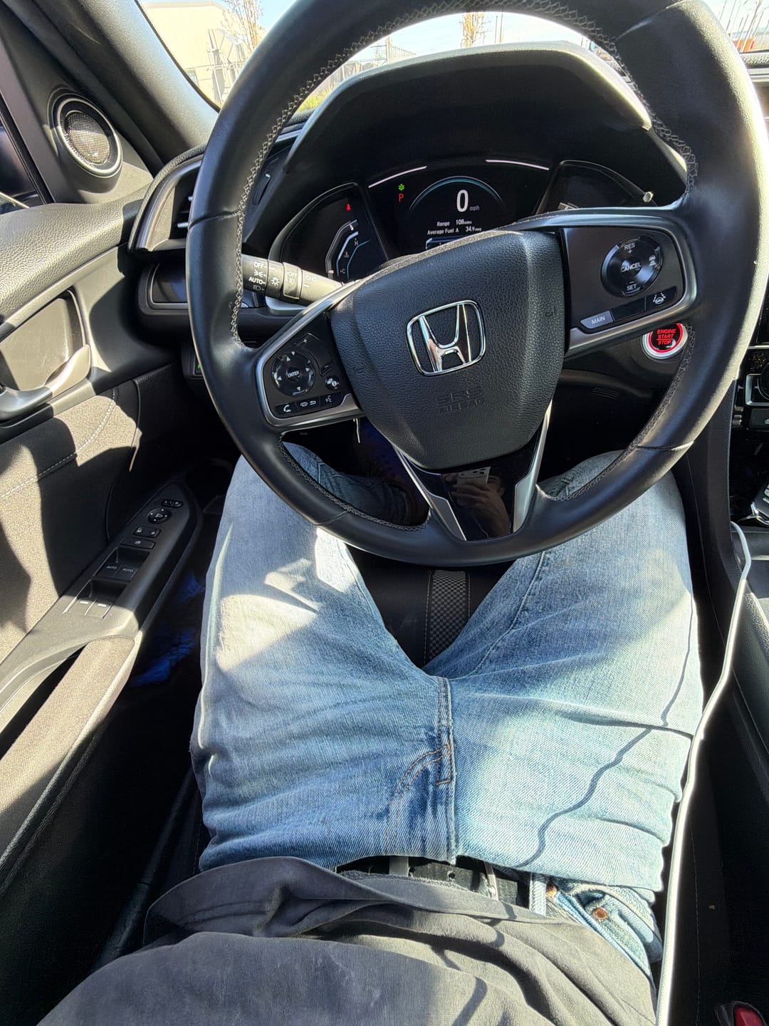 Customer photo review of 6052 - Straight Cut Jeans