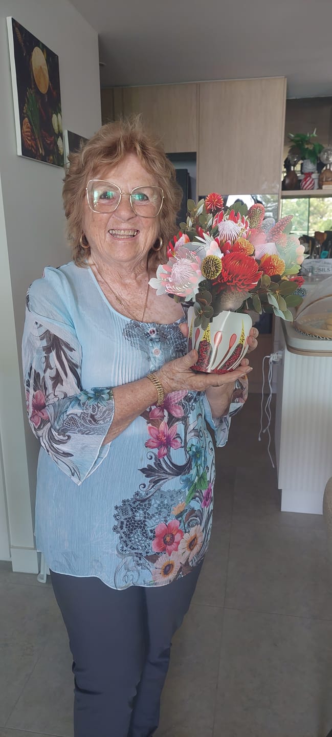 Customer photo review of Kirribilli Sunset Pop-Up Bouquet