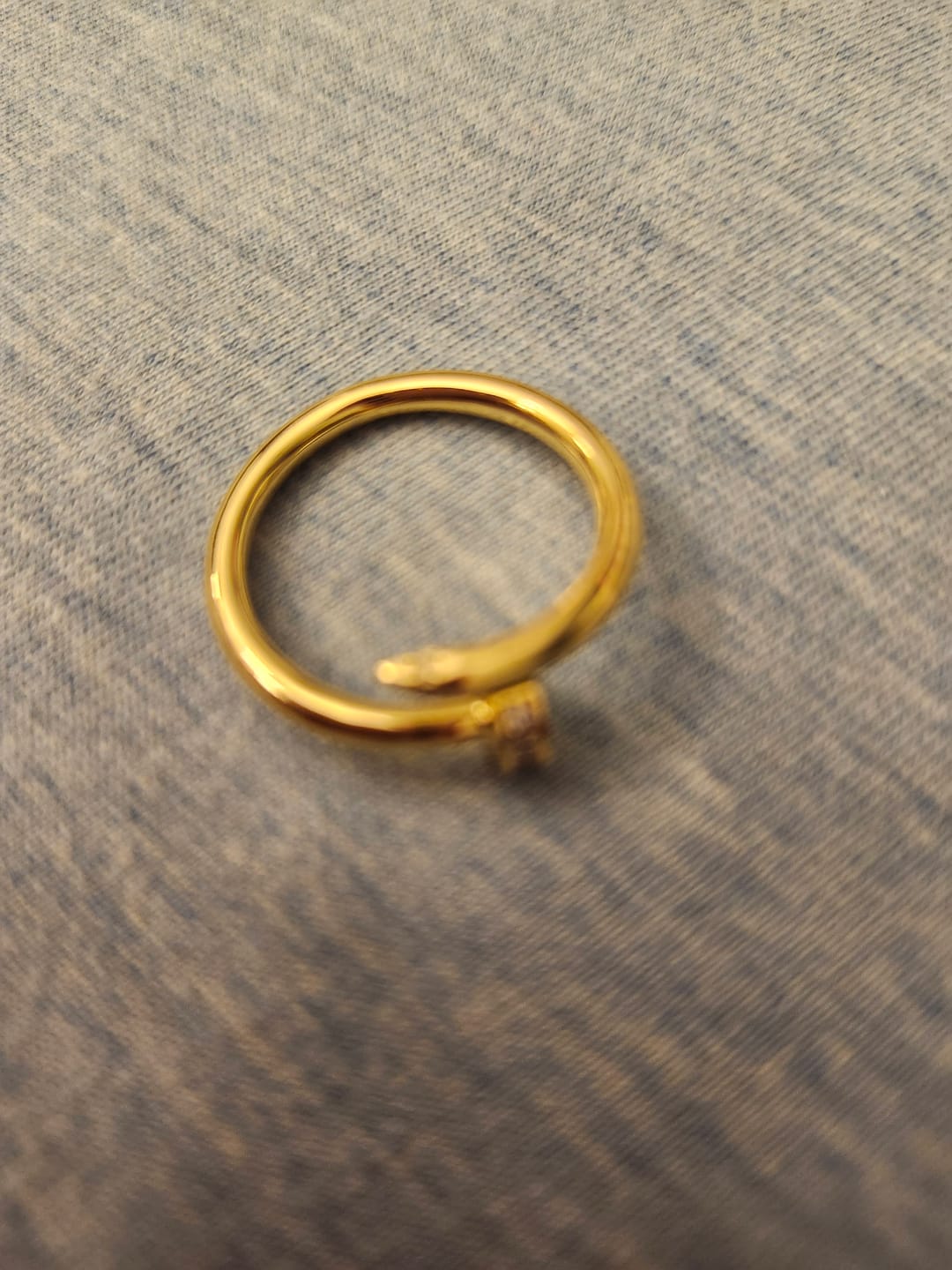 Customer photo review of JUSTE RING 2.65MM GOLD DIAMOND