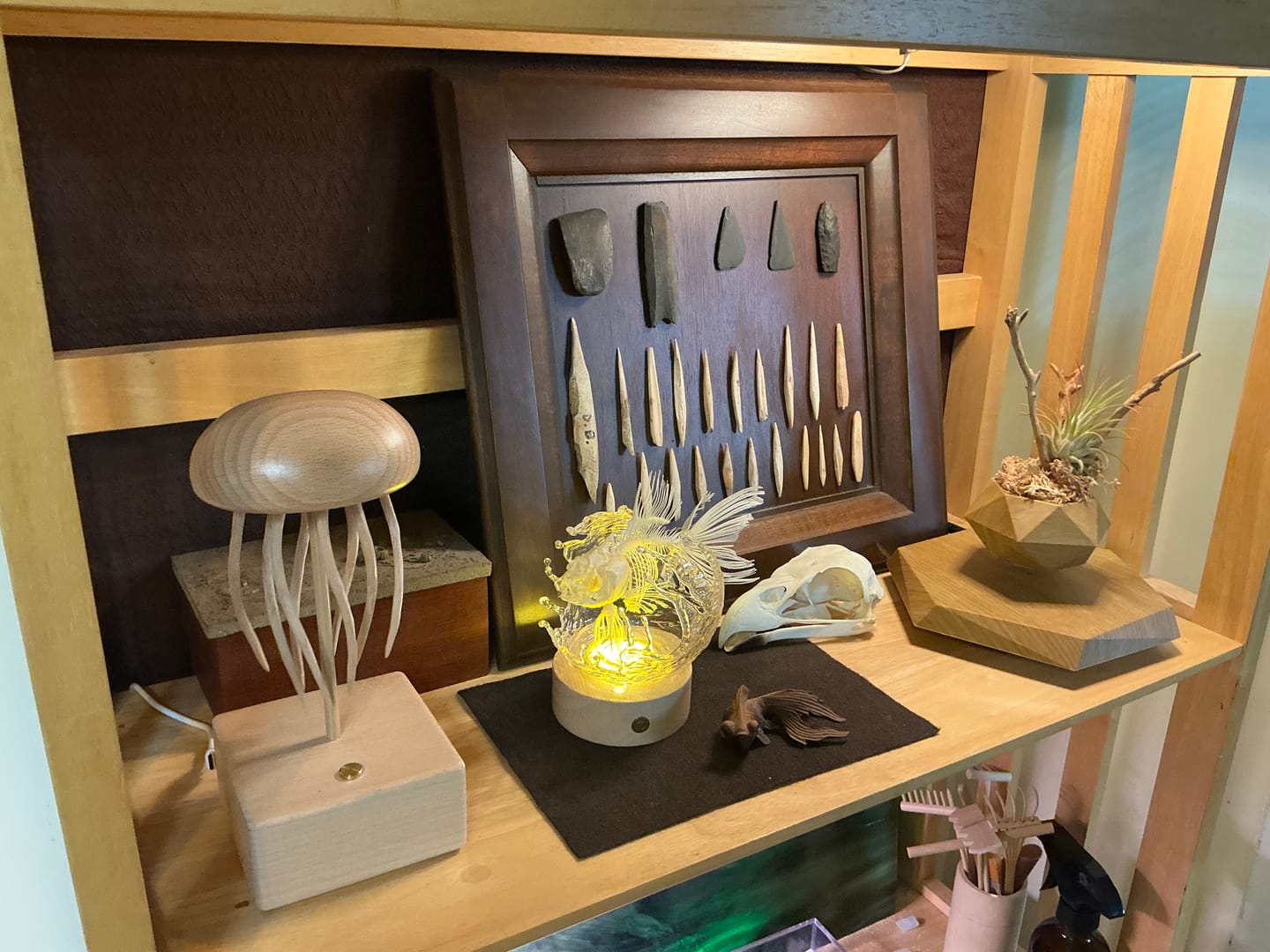 Customer photo review of MarinerPoet™ Handcrafted Wooden Jellyfish Automaton