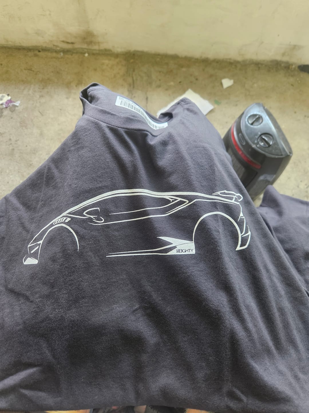 Customer photo review of 80Eighty® Mystery Shirt