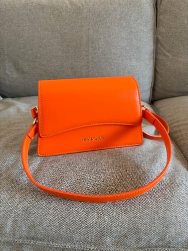 Customer photo review of MANA - ORANGE