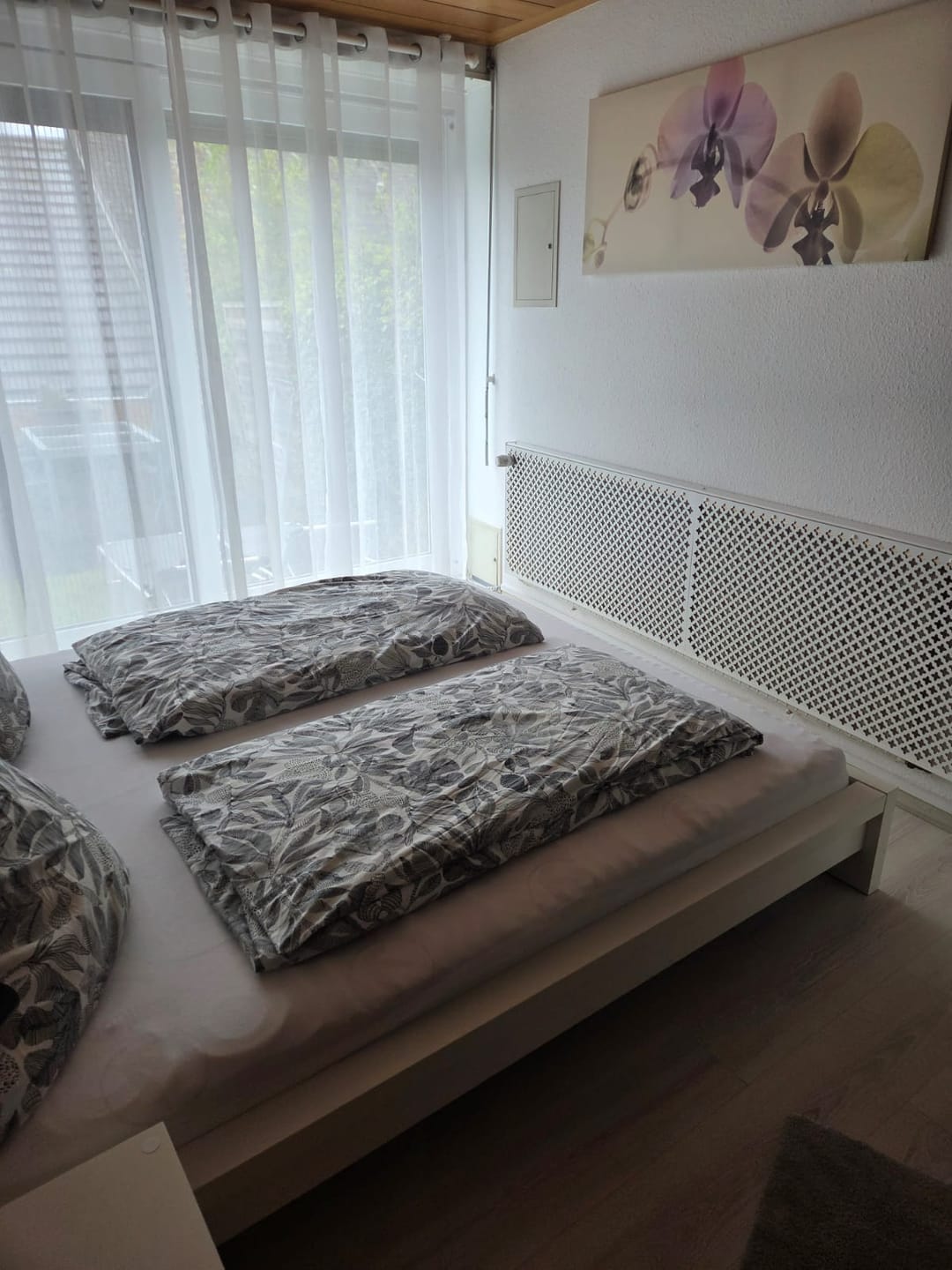 Customer photo review of Lochwand SEVILLA 122 x 61 cm weiß lackiert 3 mm MDF