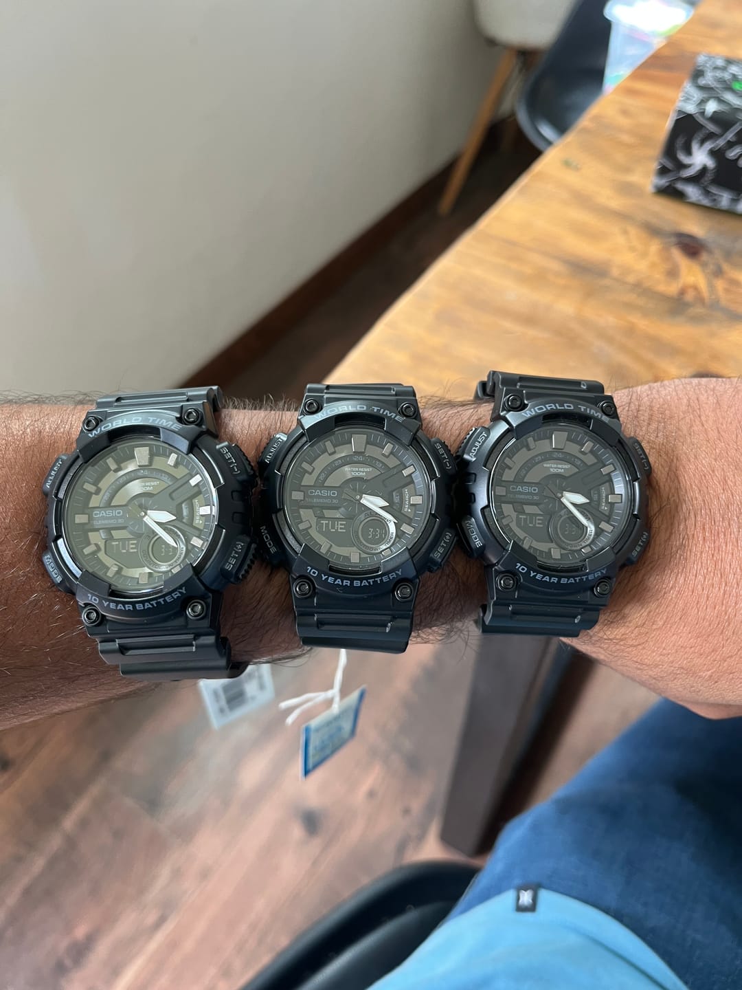 Customer photo review of Reloj Casio Análogo-Digital Vintage AEQ-110W-1BVDF Negro