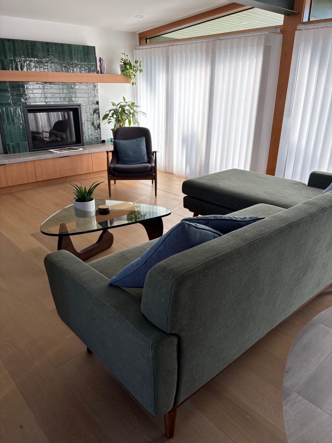 Customer photo review of Russo2 love seat sectional