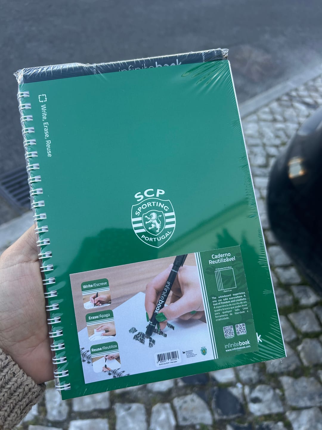 Customer photo review of Infinitebook Sporting A5