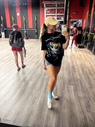 Customer photo review of [Limited Edition] 'Cartoons: Powerpuff Girls Bubbles' Heavyweight T-Shirt