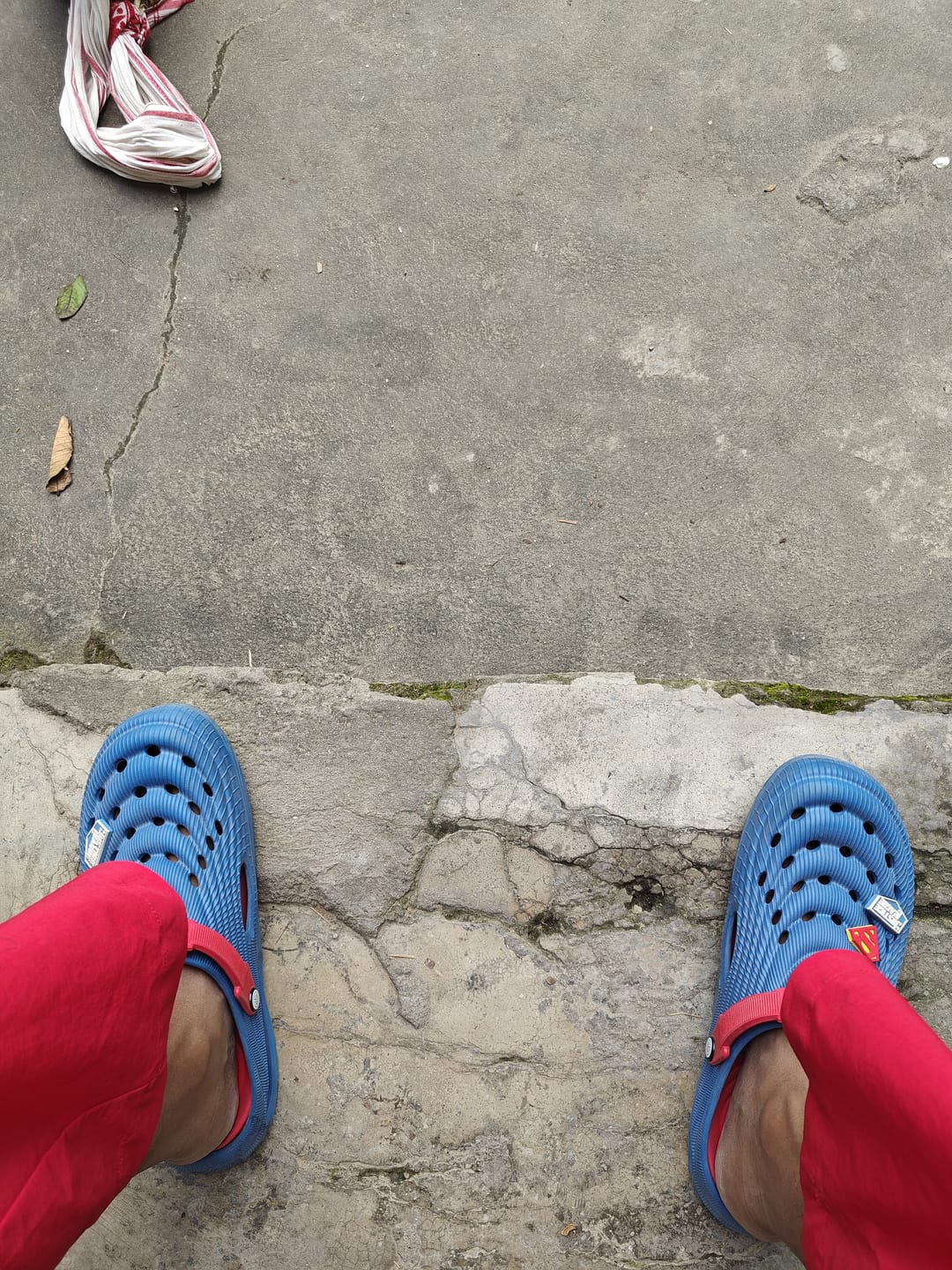 Customer photo review of Justice League PowerGrip Clogs