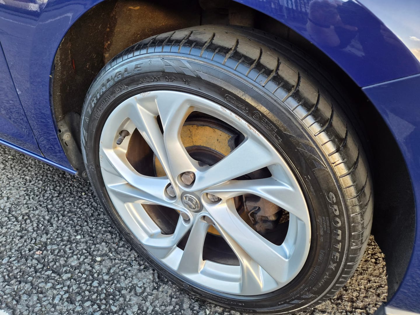 Customer photo review of Revolution - Tyre & Trim Gel