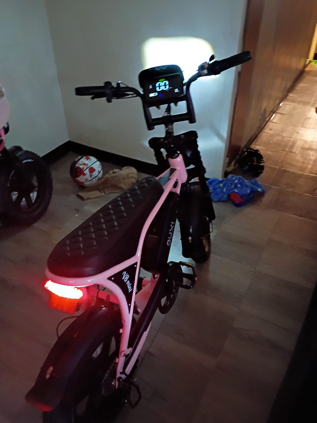 Customer photo review of OUXI V8 Mini Fat Tire Electric Bike