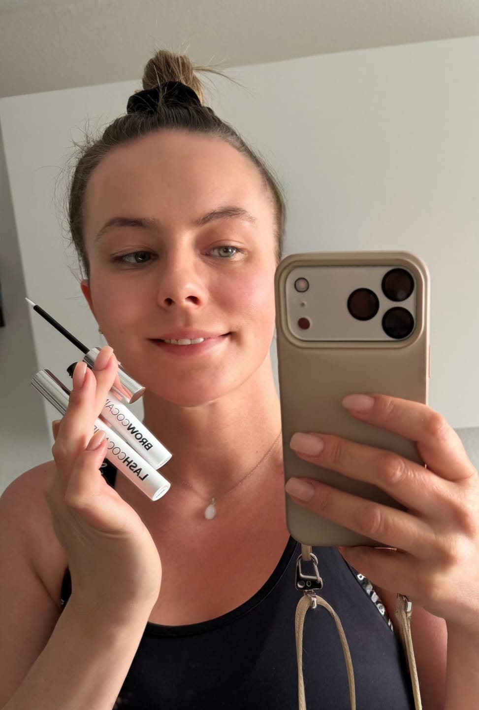 Customer photo review of LASHCOCA!NE & BROWCOCA!NE