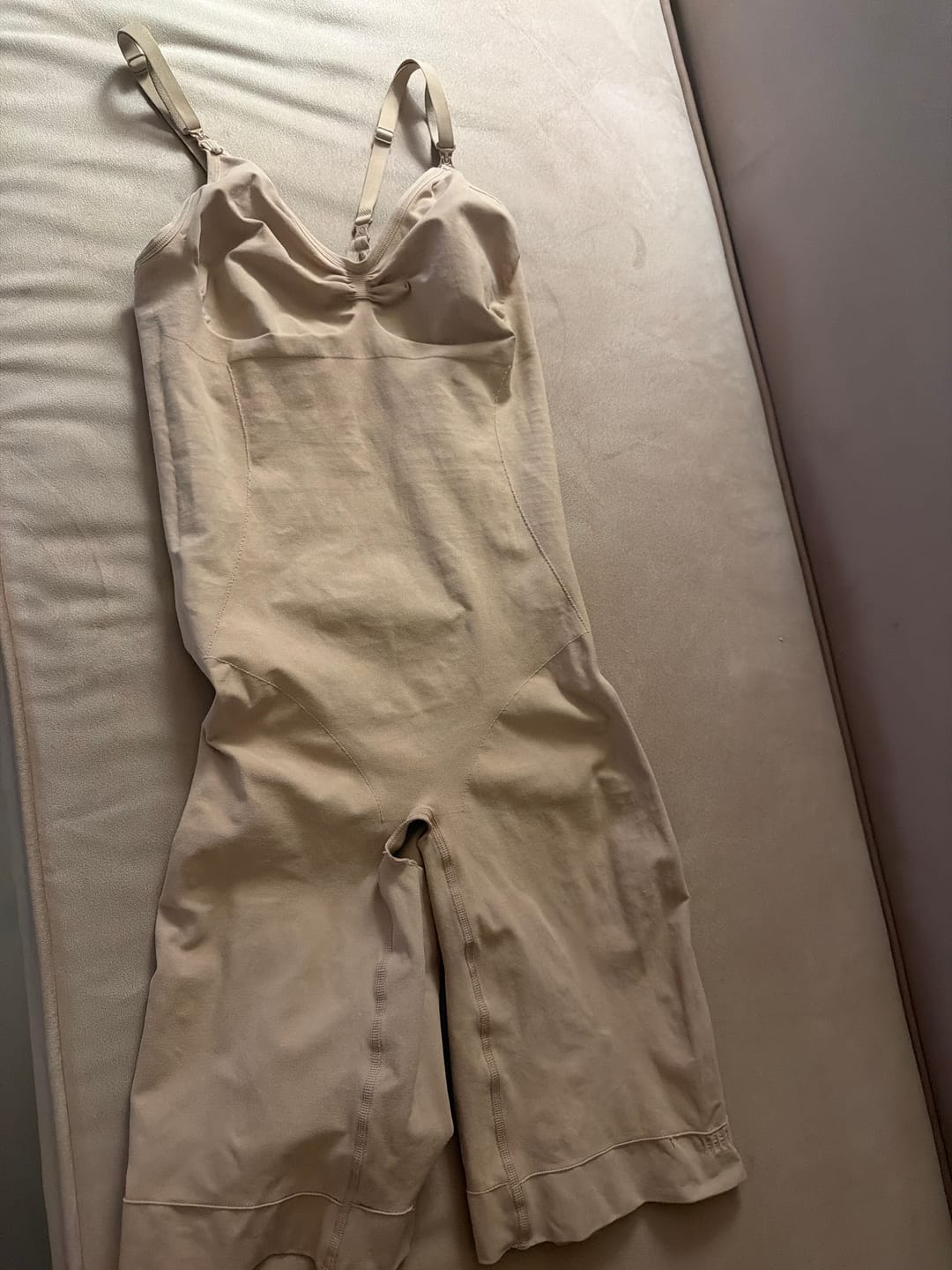Customer photo review of Emana Instant Sculpting and Back Support Full Body