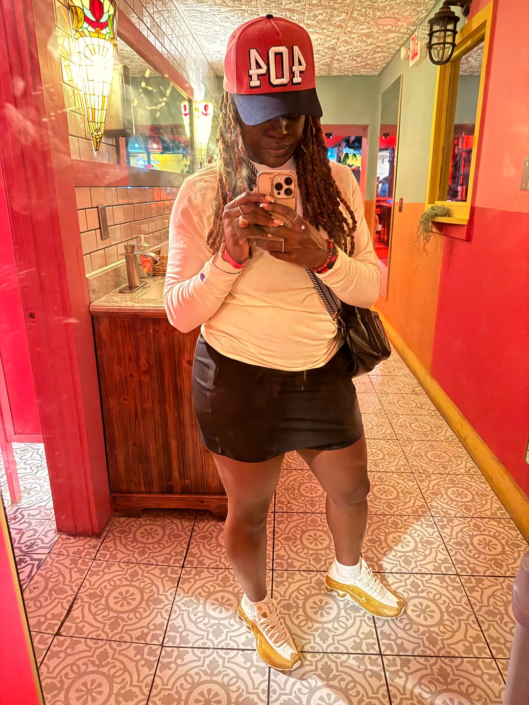 Customer photo review of 404 Signature Reverse Braves Vintage Hat