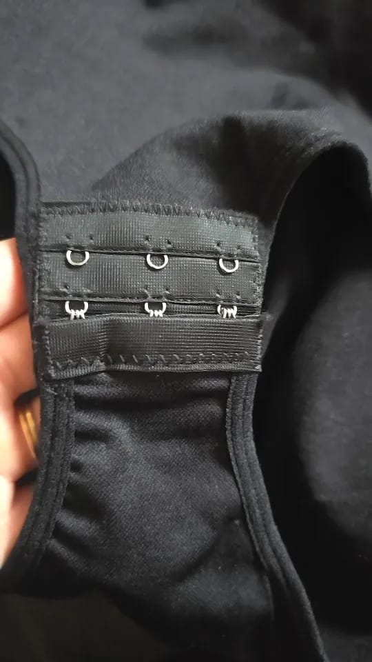 Customer photo review of Silhouette Enhancing Bodysuit