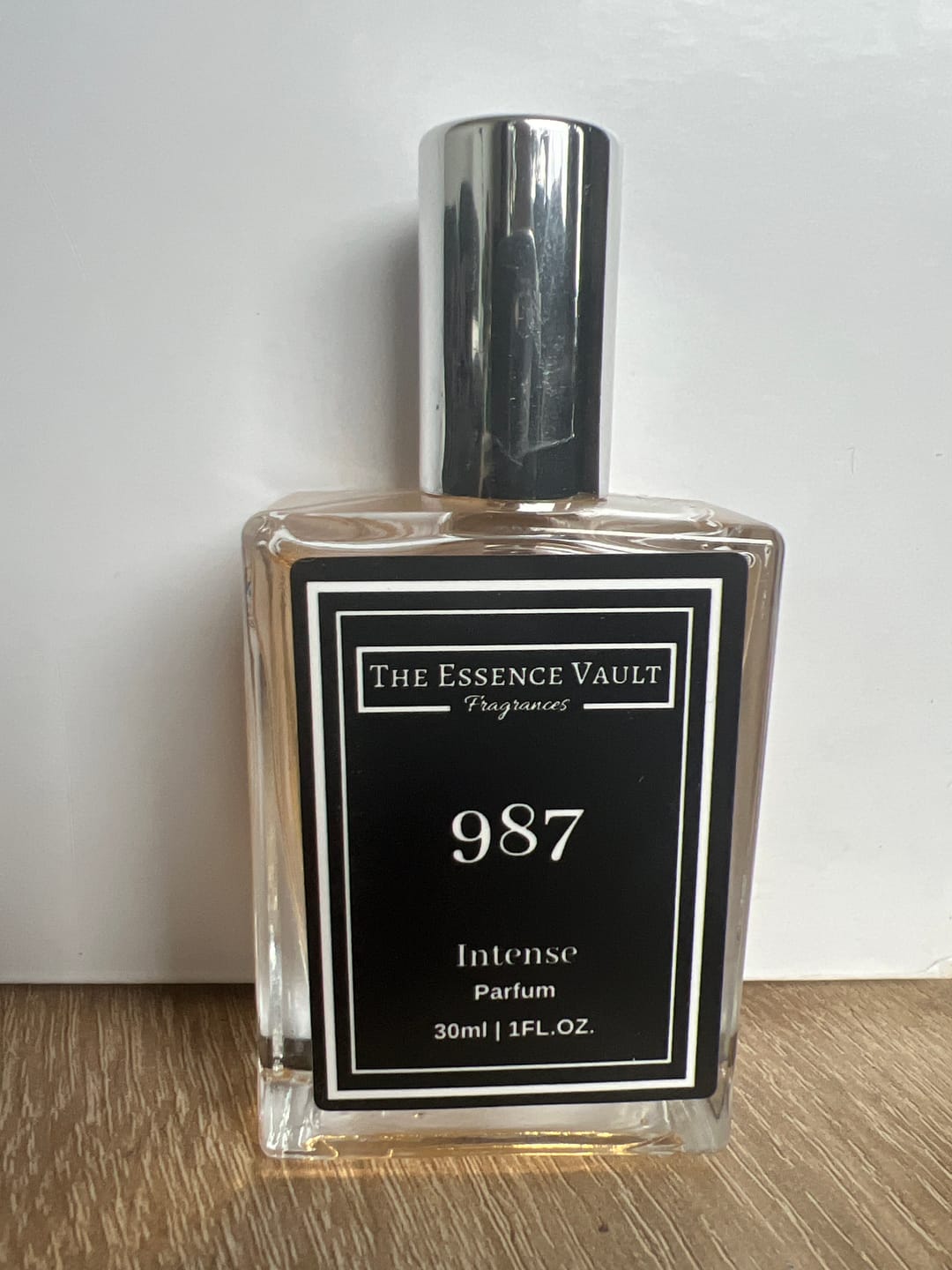 Customer photo review of Inspired by Born in Roma Woman - 987 - Intense