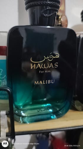 Reseña con foto de un cliente sobre Perfume Rasasi Hawas Malibu 100 ml EDP
