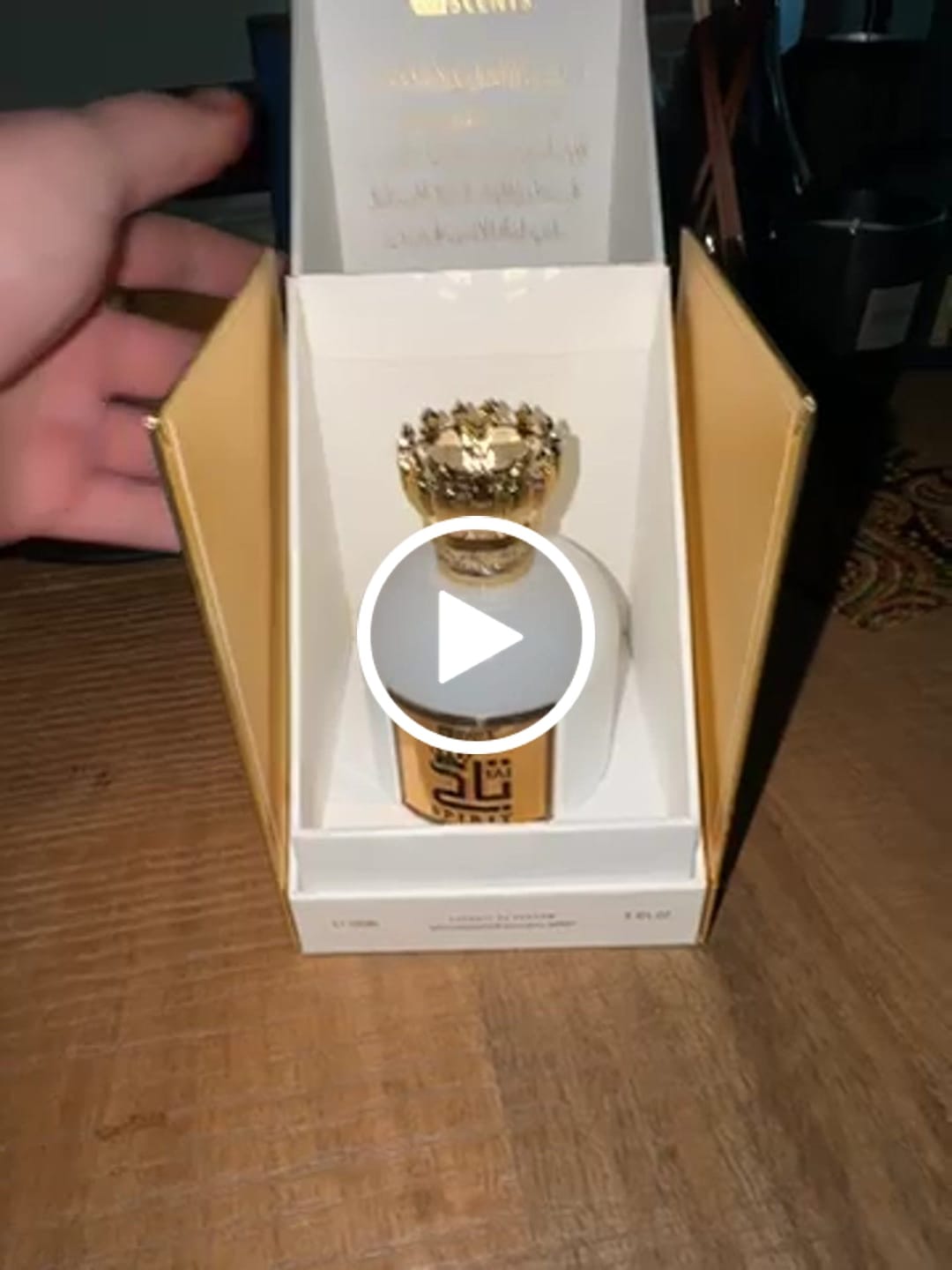 Customer video review of White TAJ Perfume 100ml