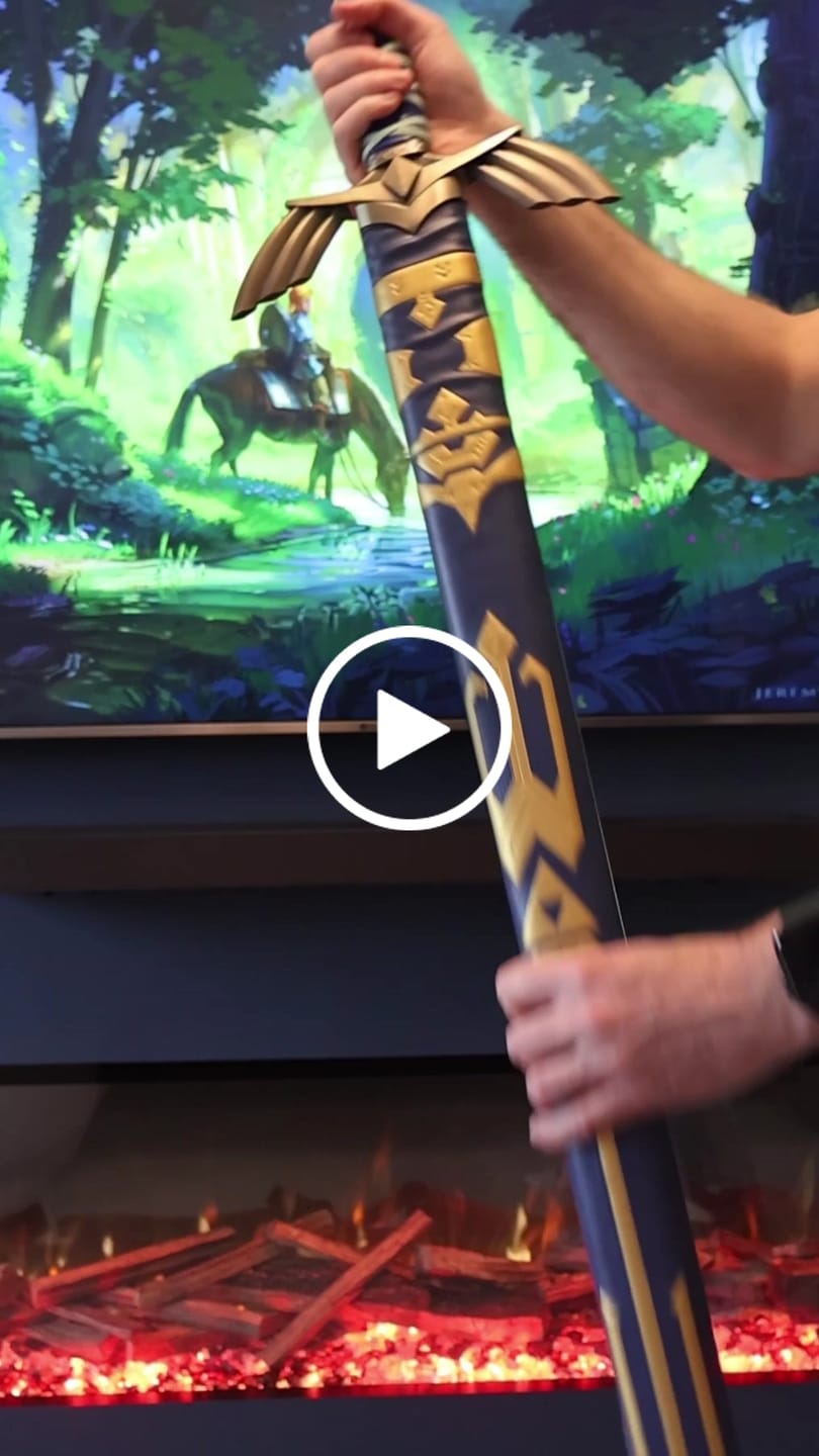 Customer video review of Legend Of Zelda - Deluxe Master Sword