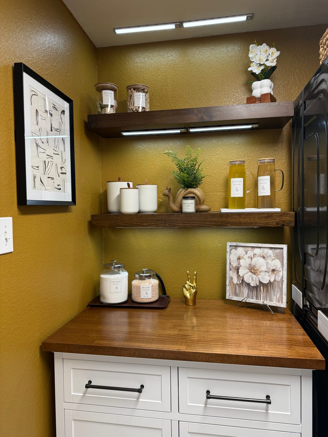 Customer photo review of Modern 3" Thick Floating Shelves