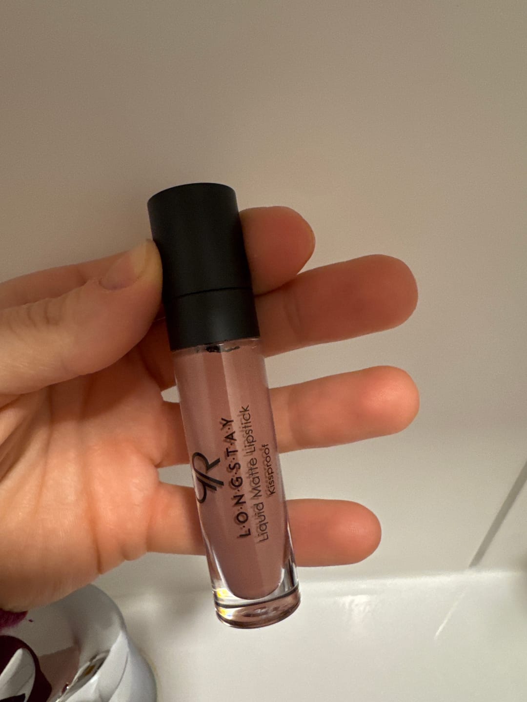 Customer photo review of Flüssiger Lippenstift Matt Longstay GR