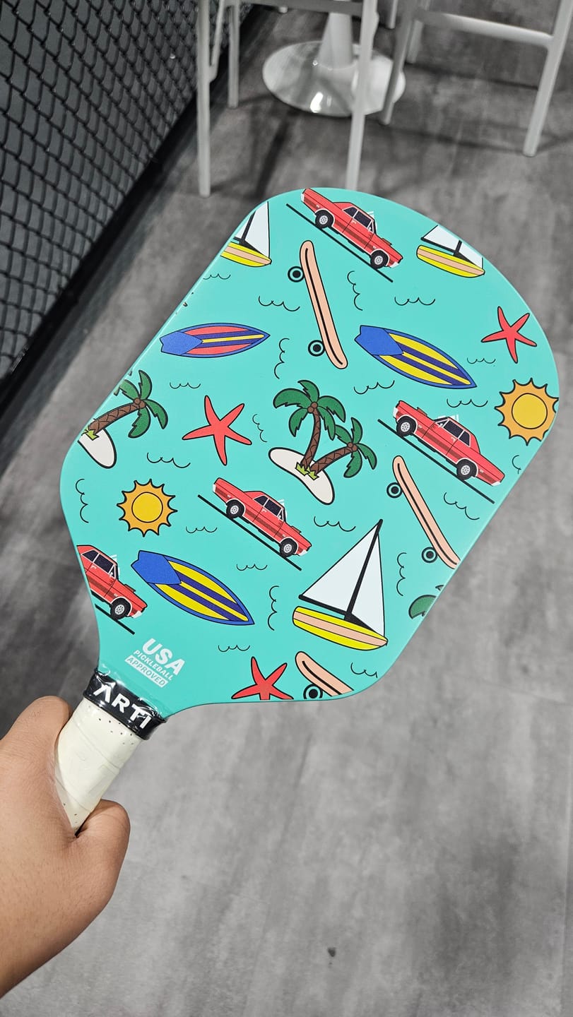 Customer photo review of ARTI 16mm Carbon Fiber "CALIFORNIA" Pickleball Paddle