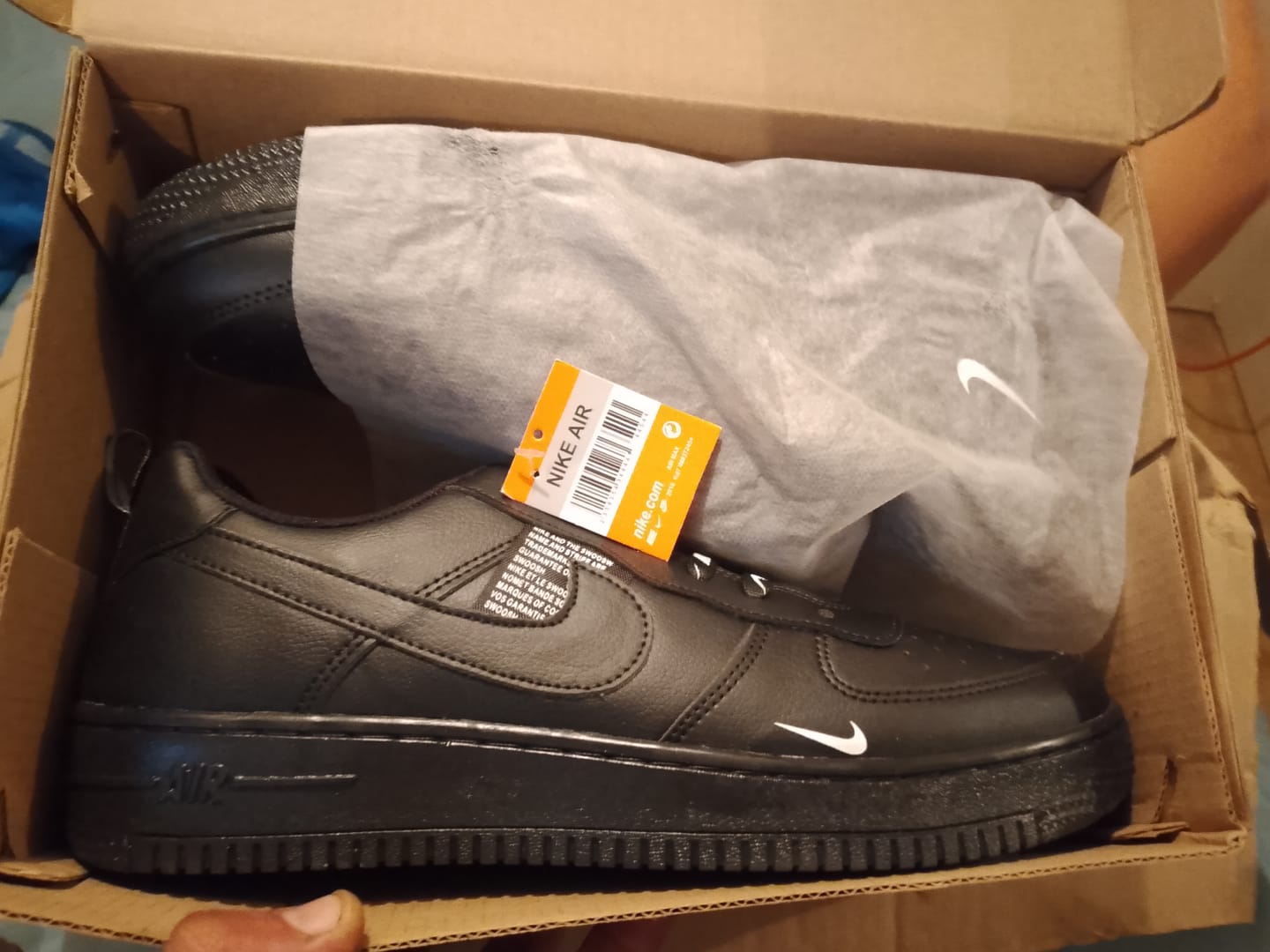 Customer photo review of Tenis 275 Negro Total