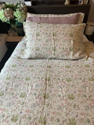 Customer photo review of Botani Linen Duvet Cover