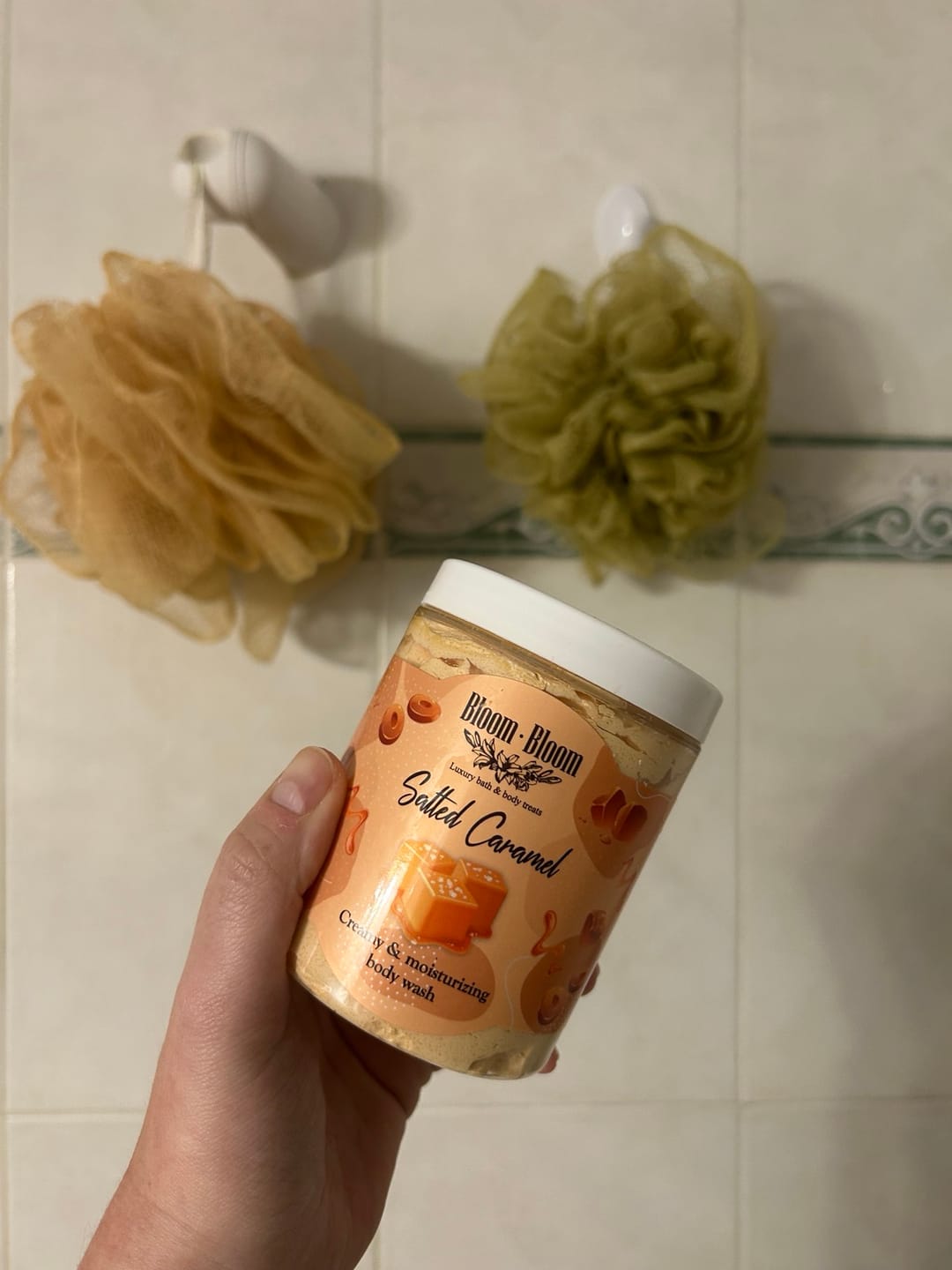 Customer photo review of Σαπουνοπαγωτό Salted Caramel