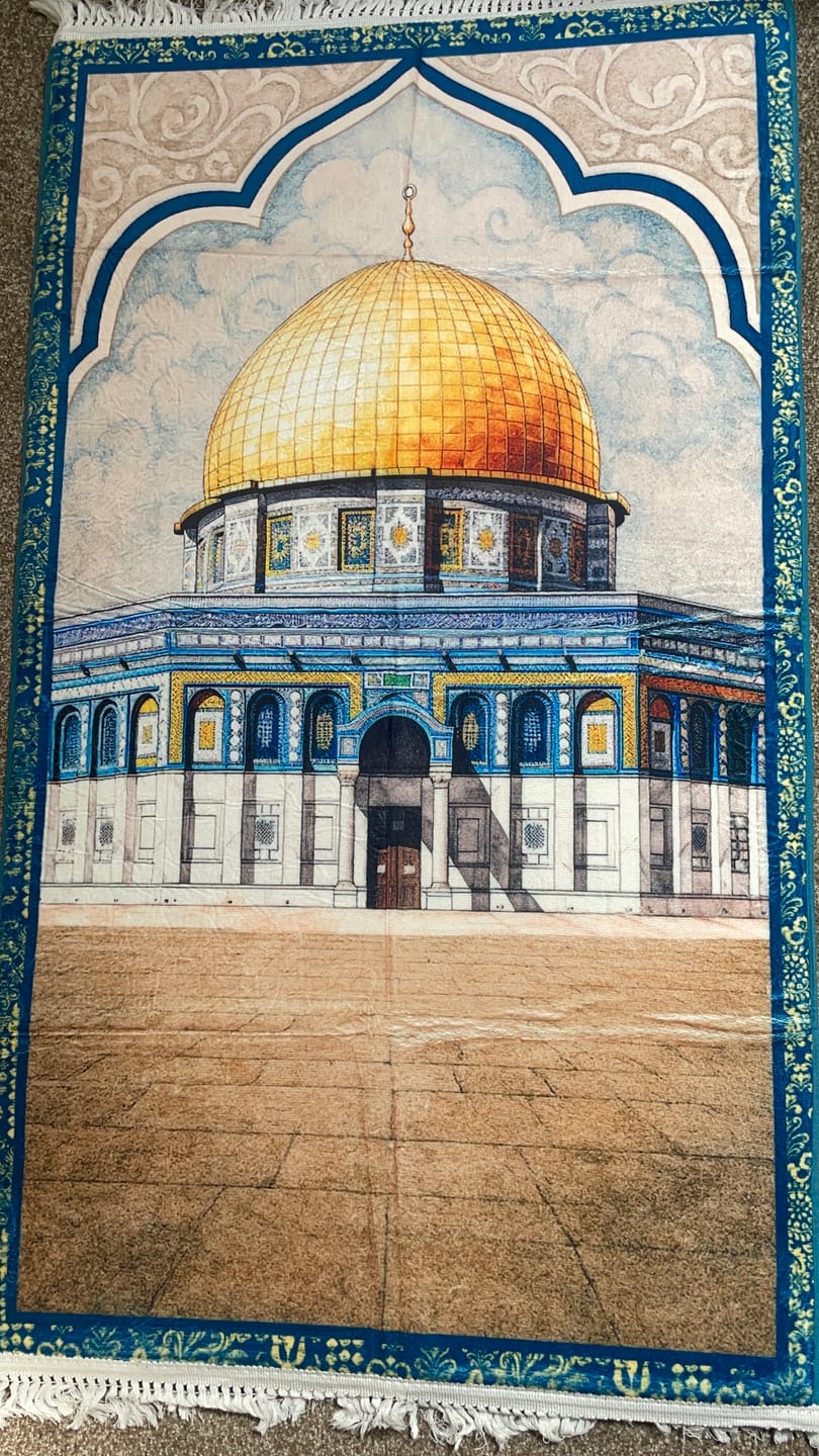 Customer photo review of Al Aqsa WaterColour  Padded Prayer Mat