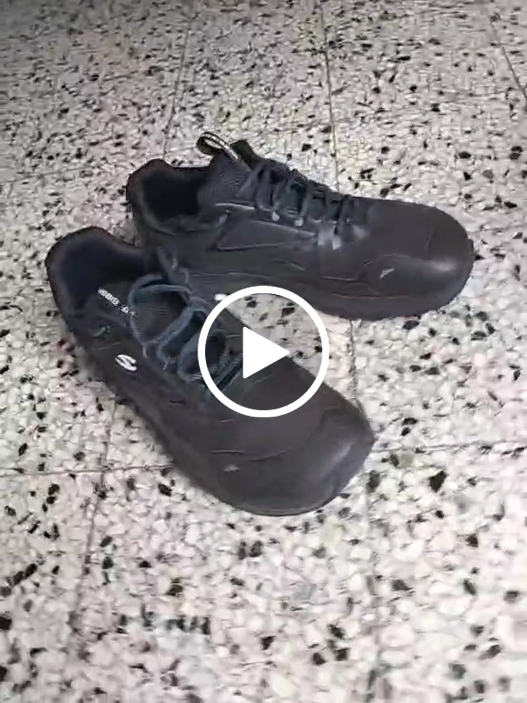 Customer video review of Stratus - Scarpe Larghe