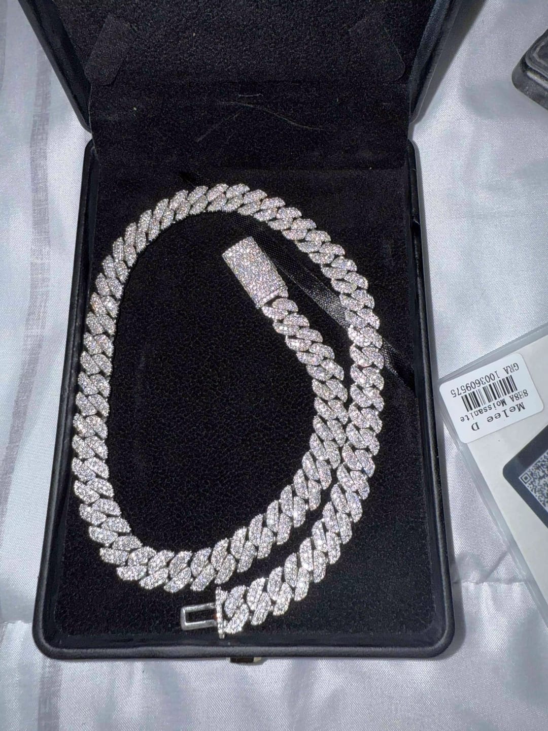 Customer photo review of 10MM Mixed Baguette With Round VVS Moissanite Cuban Chain