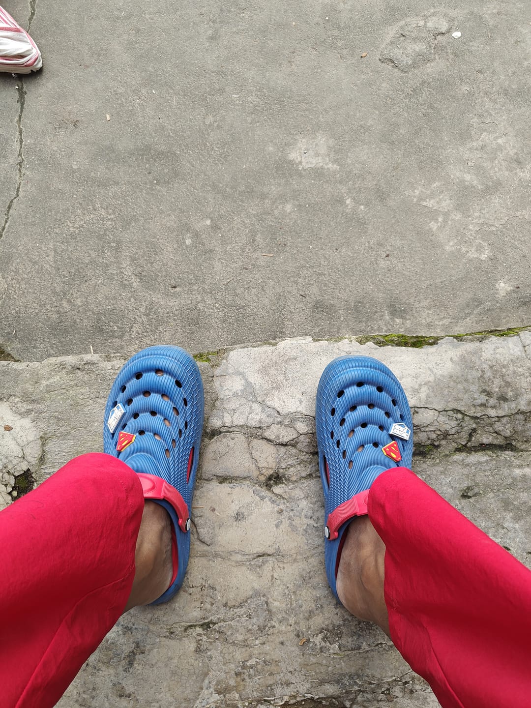 Customer photo review of Justice League PowerGrip Clogs