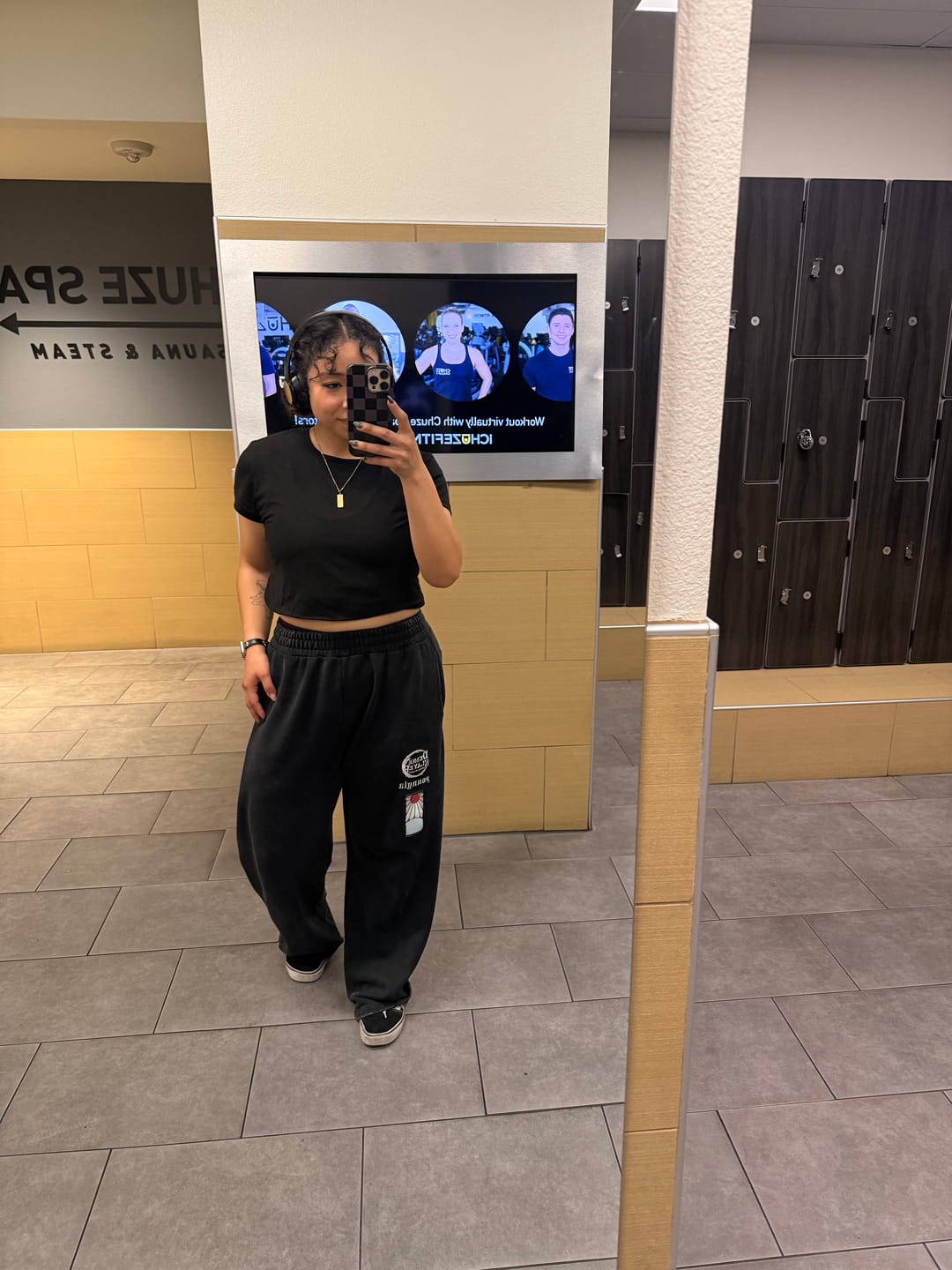 Customer photo review of 2153 - Demon Slayer: Kimetsu no Yaiba - Sweats