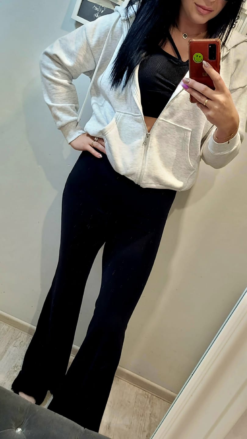 Customer photo review of Spodnie dla wysokich kobiet -  Ultra Flare - black