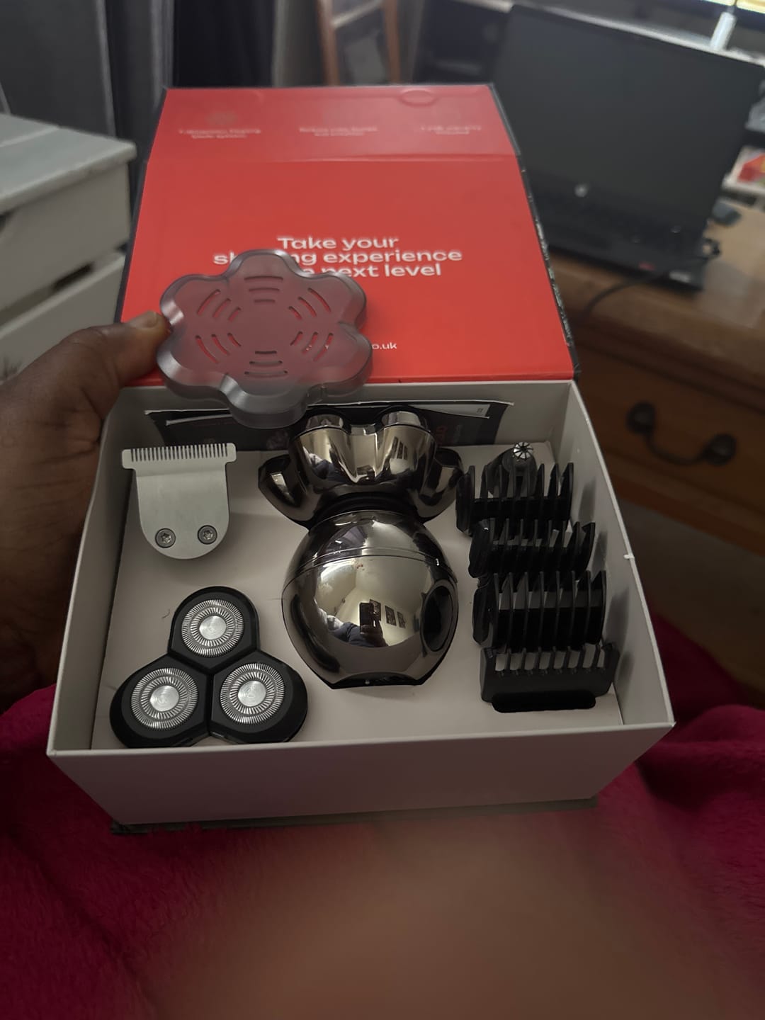 Customer photo review of Trim Pod 3.0 : The Ultimate Shaver For Bald Men