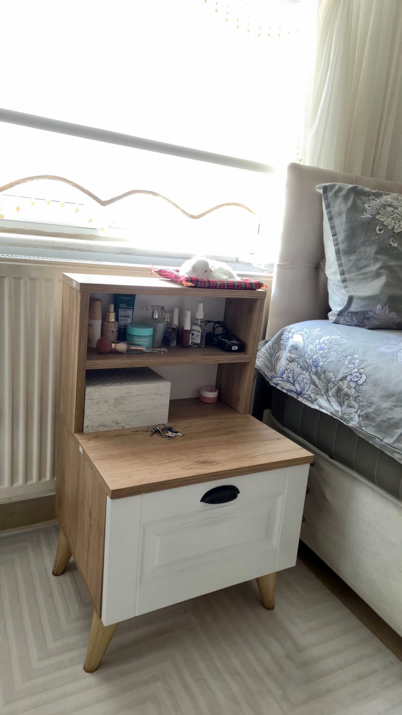 Customer photo review of Rani BD105 Komodin 2 Raflı Membran Çekmeceli Komodin Sepet Ceviz - Beyaz