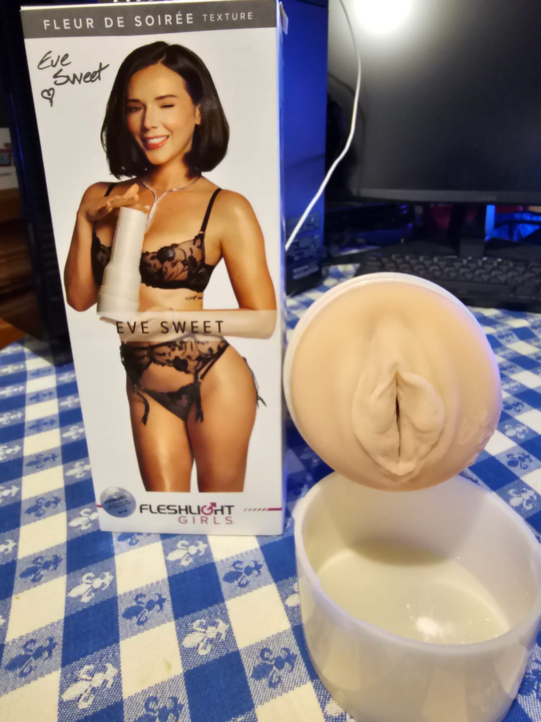 Customer photo review of Eve Sweet Fleshlight