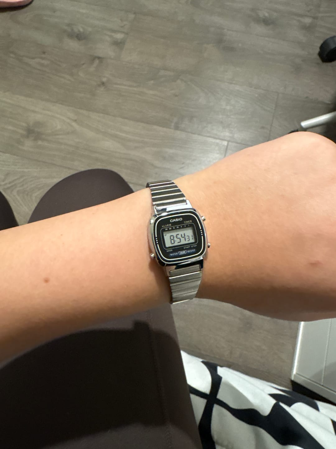 Customer photo review of Reloj Casio Vintage LA670WA-1DF Plateado Mini