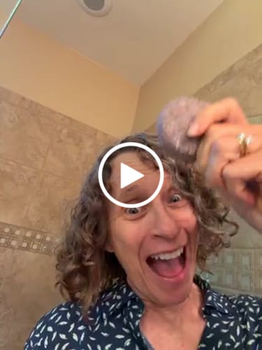 Customer video review of Moroccan Oil Shampoo Bar