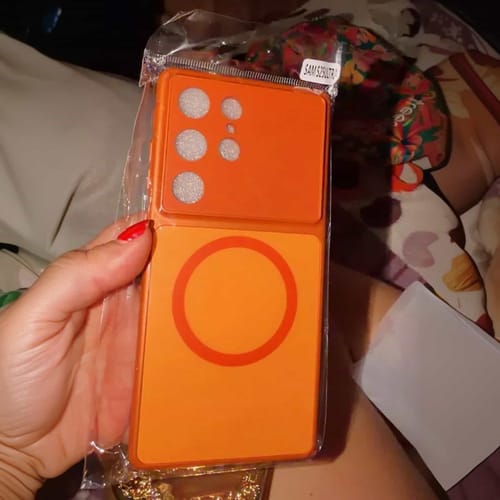 Customer photo review of Samsung Galaxy MagSafe Phone Case