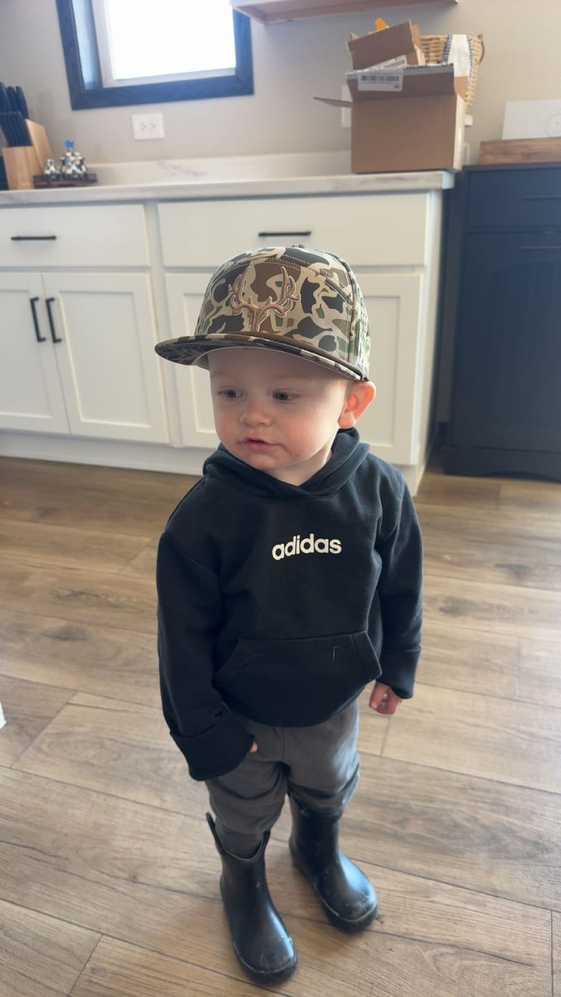 Customer photo review of Kid's PRO Logo Rope Flatty