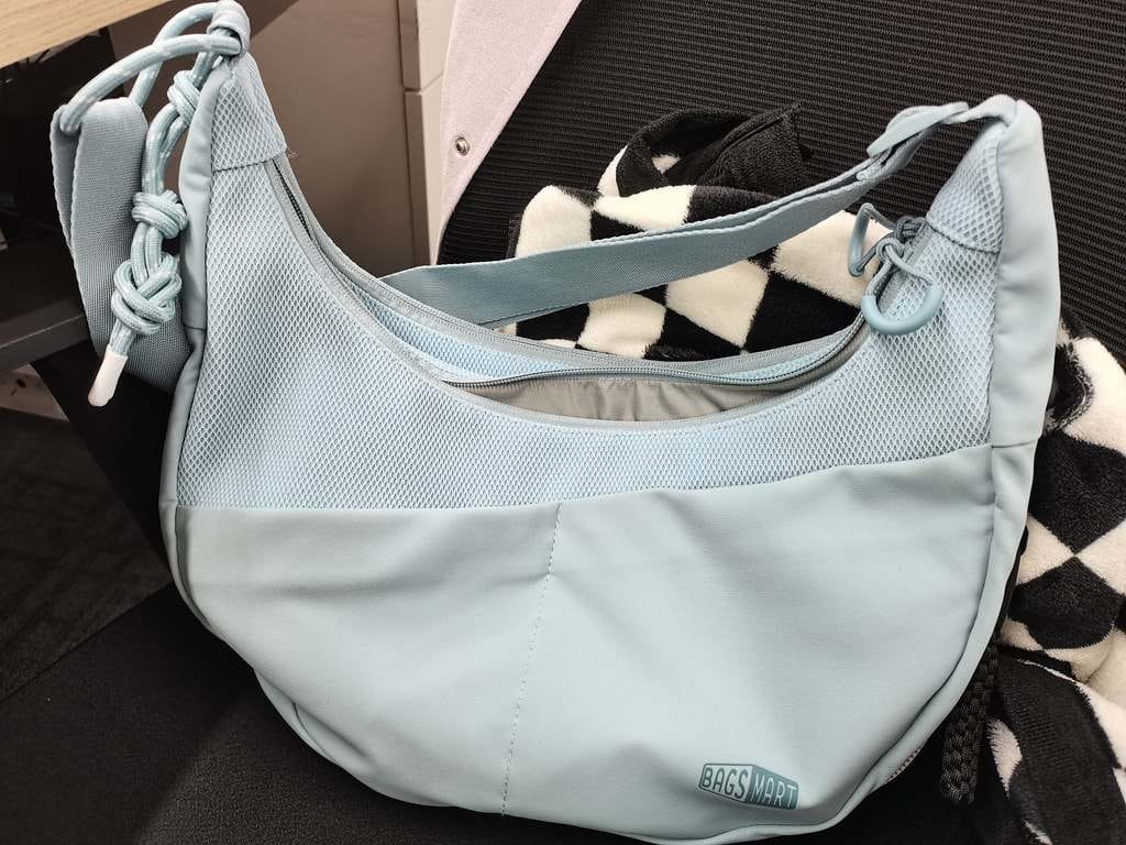 Customer photo review of REIKI Hobo Bag