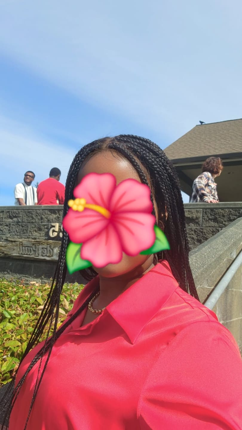 Customer photo review of Kora - Pre Bleached Human Hair Lace Lightweight Knotless Swiss HD Lace Box Braided Wig 100 Strands