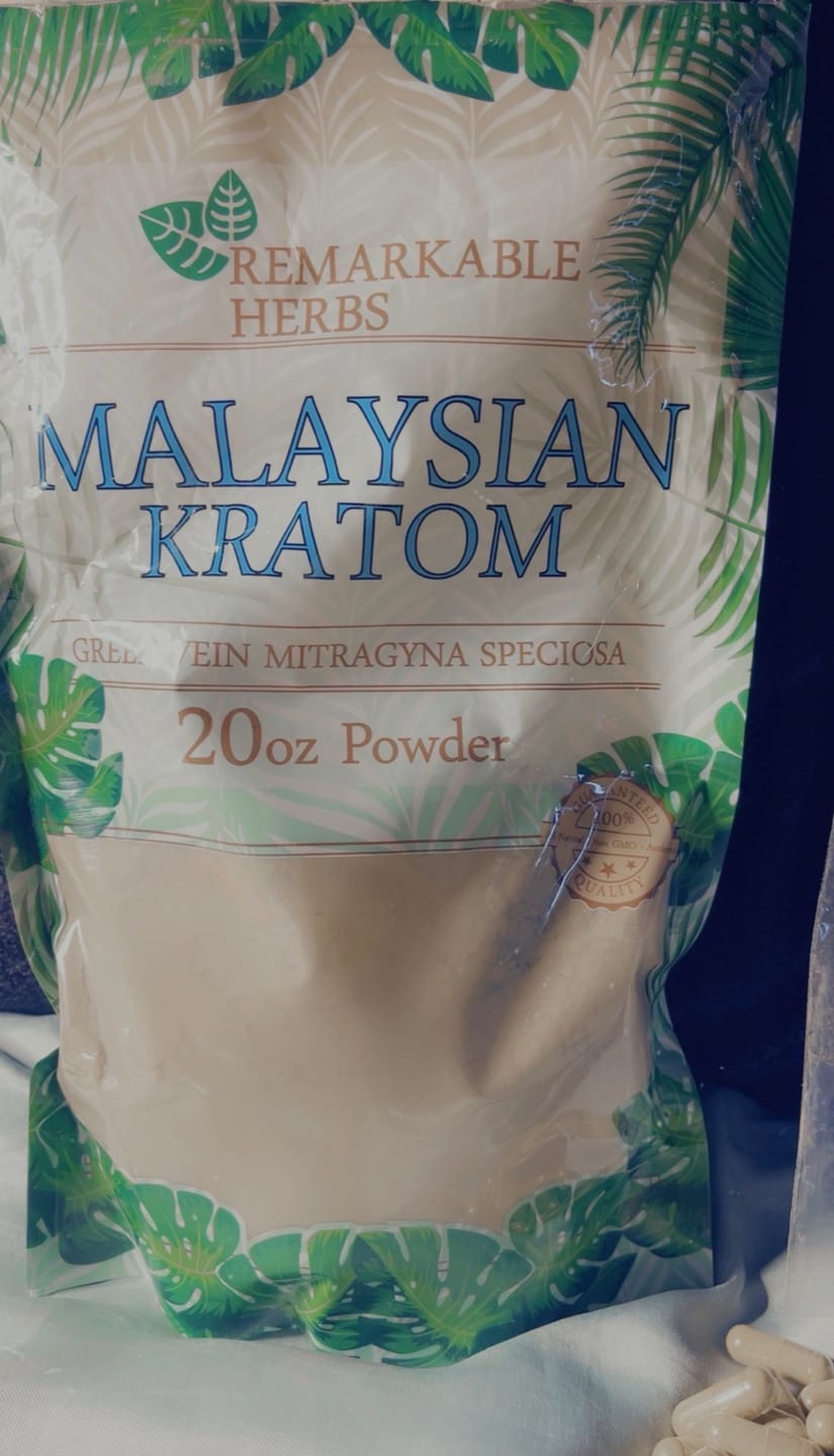Customer photo review of Remarkable Herbs Kratom Malaysian Green Vein Powder