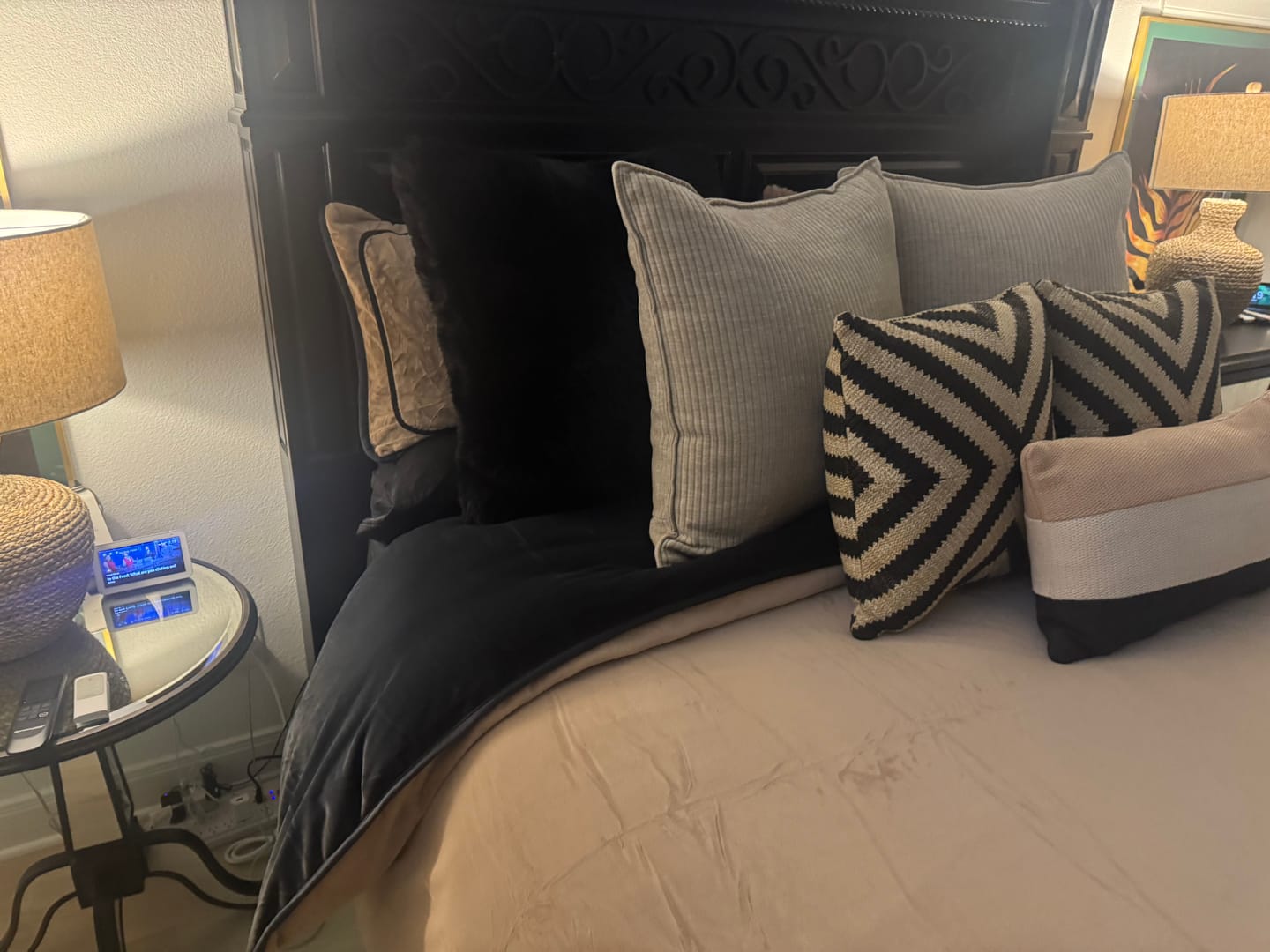 Customer photo review of Velós Complete Bedding Set