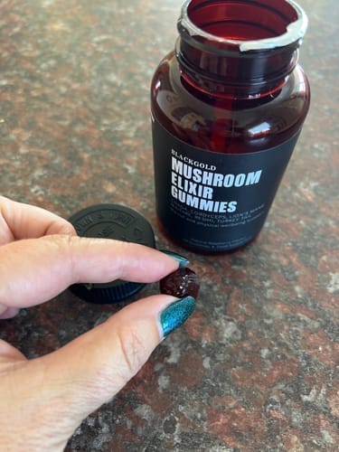 Customer photo review of Mushroom Elixir Gummies
