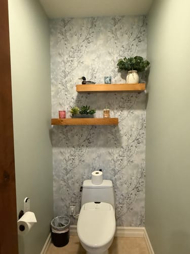 Customer photo review of Modern 3" Thick Floating Shelves