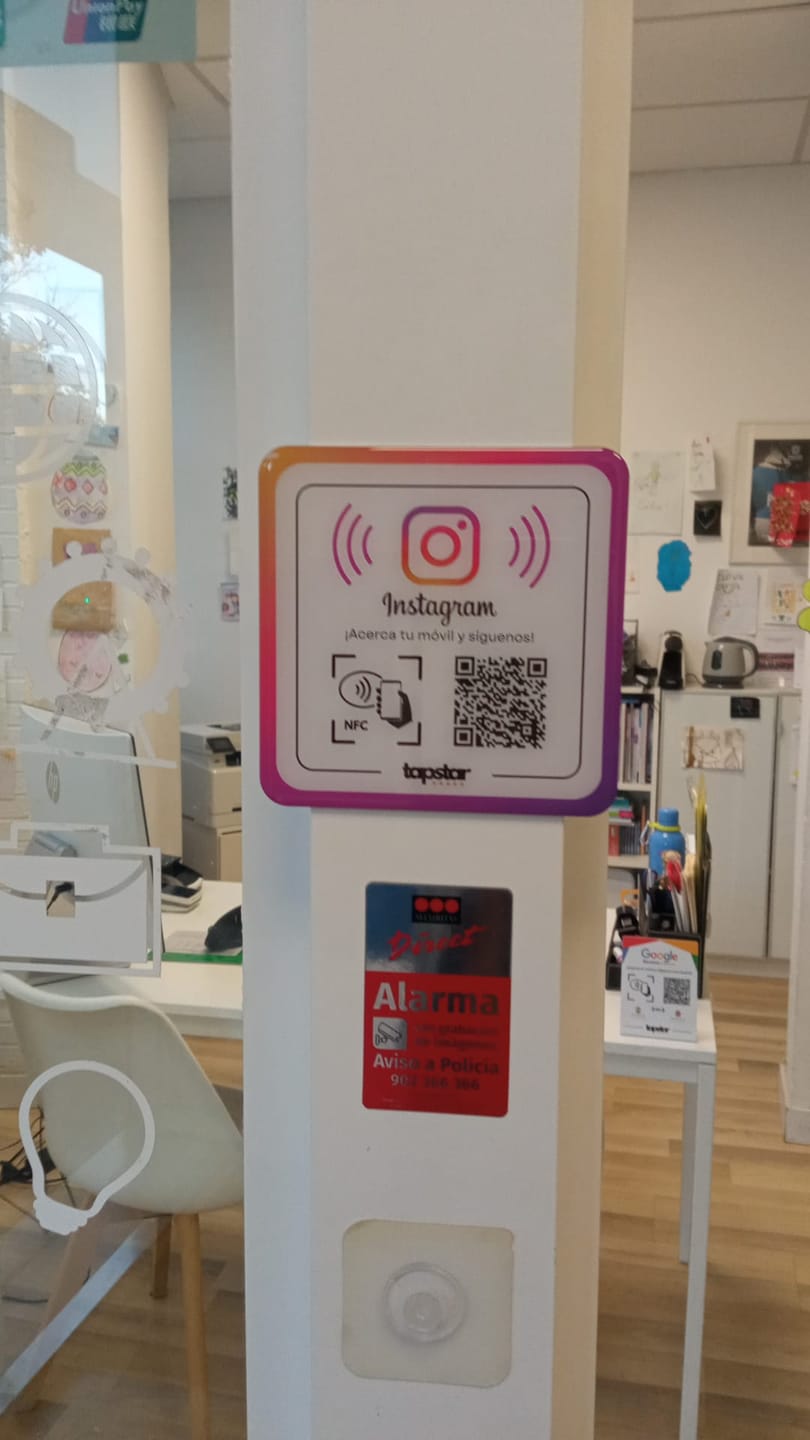 Customer photo review of Placa Seguidores Instagram