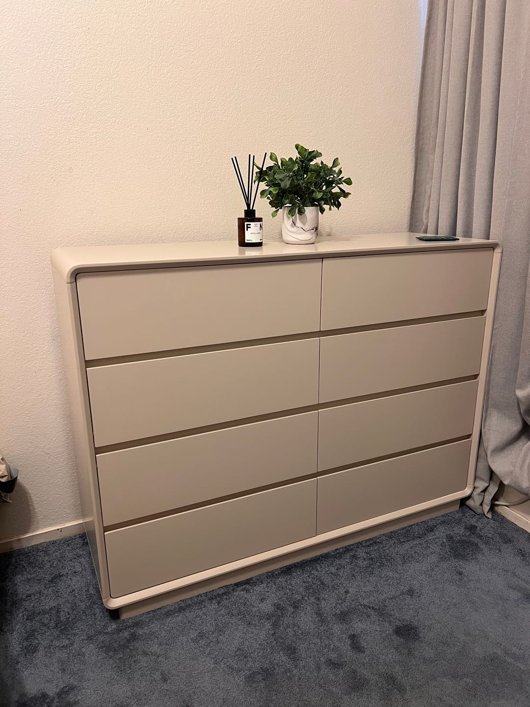 Customer photo review of Noa Dresser