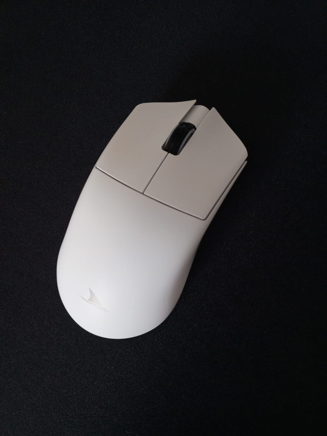 Customer photo review of Darmoshark M3 V2 Wireless Mouse